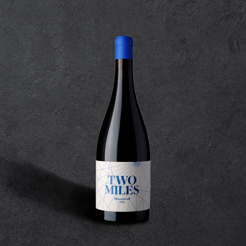 Two Miles| Murcia / Yecla | Atlan & Artisan | Monastrell, Garnacha Tintorera, Syrah | 2016 | by Baur au Lac Vins | 75cl | 3 oder 6 Flaschen | CHF 27.00 pro Flasche - Gourmet Depot AG