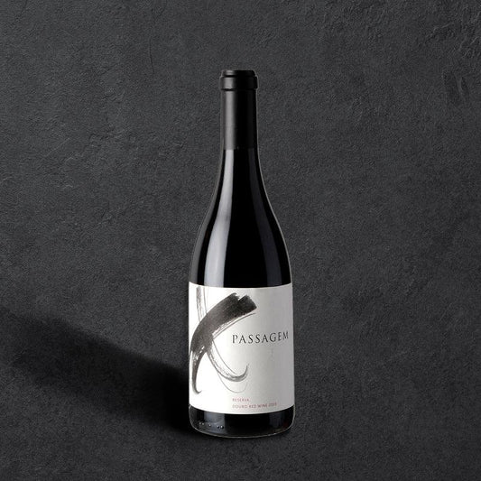 Passagem Reserva | Douro | Quinta das Bandeiras | Touriga Nacional, Touriga Franca | 2018 | by Baur au Lac Vins | 75cl | 3 oder 6 Flaschen | CHF 31 pro Flasche - Gourmet Depot AG